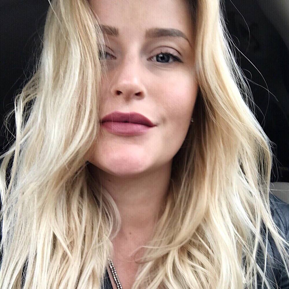 Meet your Posher, Anna